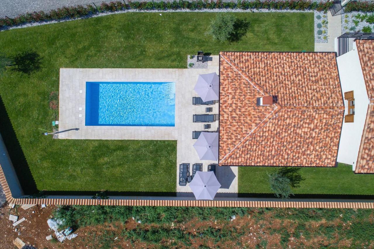 Holiday House Luca Poreč Exteriör bild